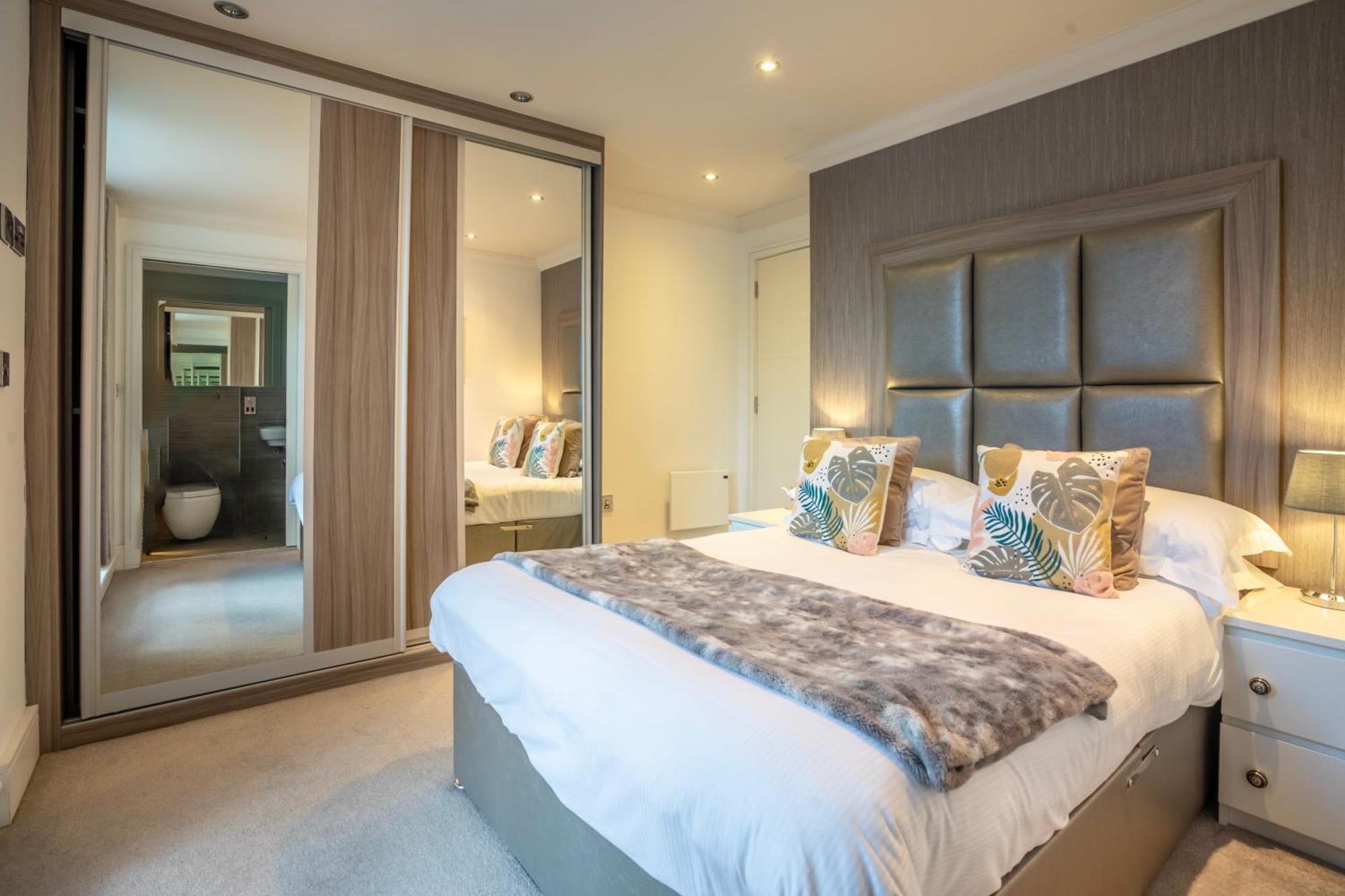 31 Cocoa Suites York Exteriör bild